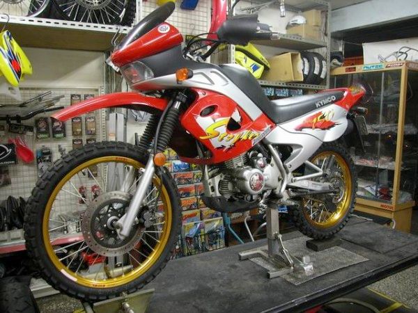 Kymco Stryker Club (AR) - FOTOS: Stryker En Boxes